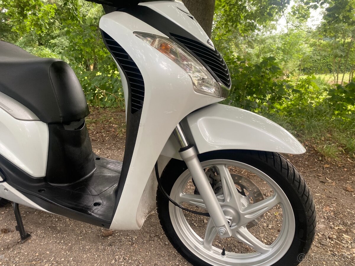 Honda SH (2013) - 16