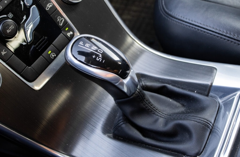 Volvo XC60 140kW (2015) - 16