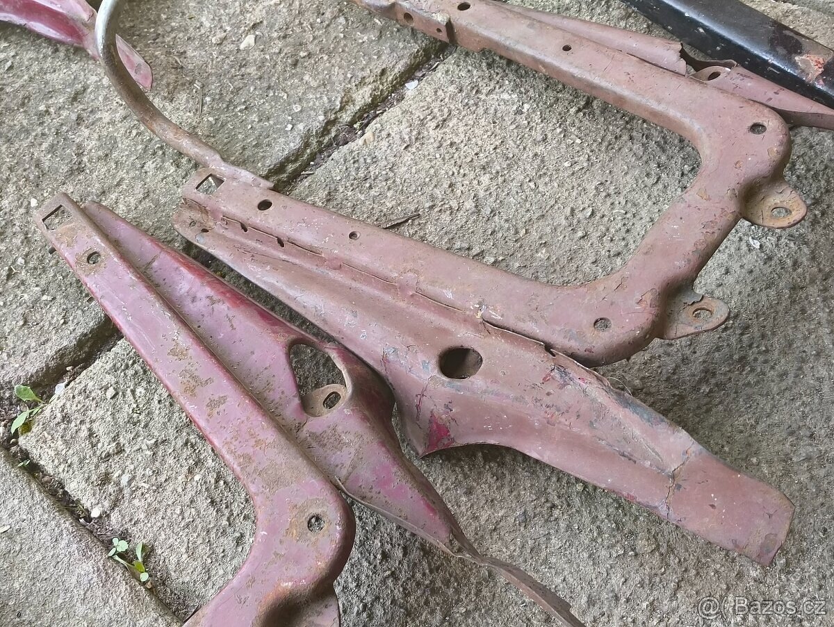 Podsedlový plech rámeček Jawa ČZ 125 175 250 350 353 354 450 - 16