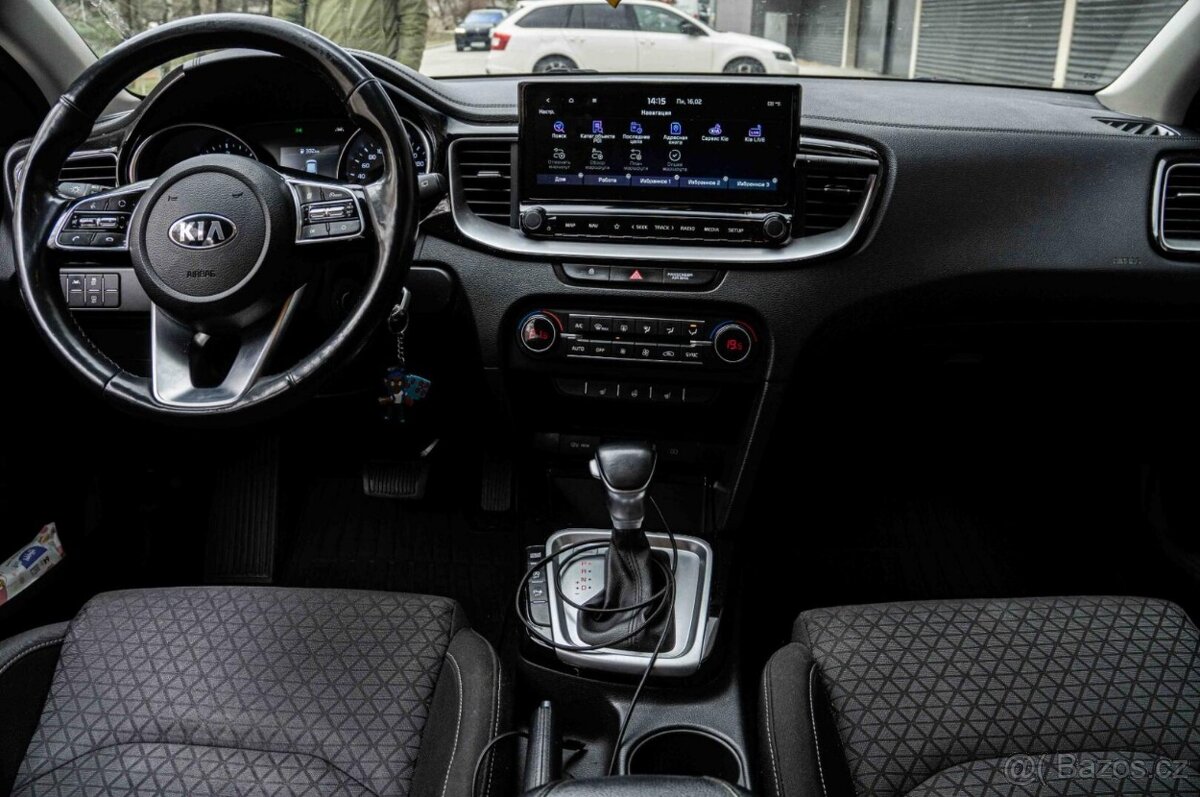 Kia Ceed 1.6 CRDi mHEV Gold A/T - 16