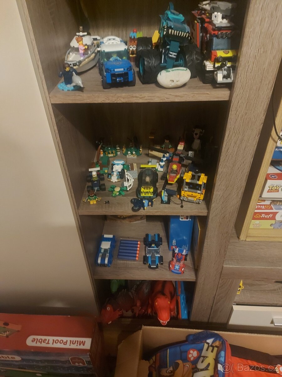 Hračky po synovi - 16