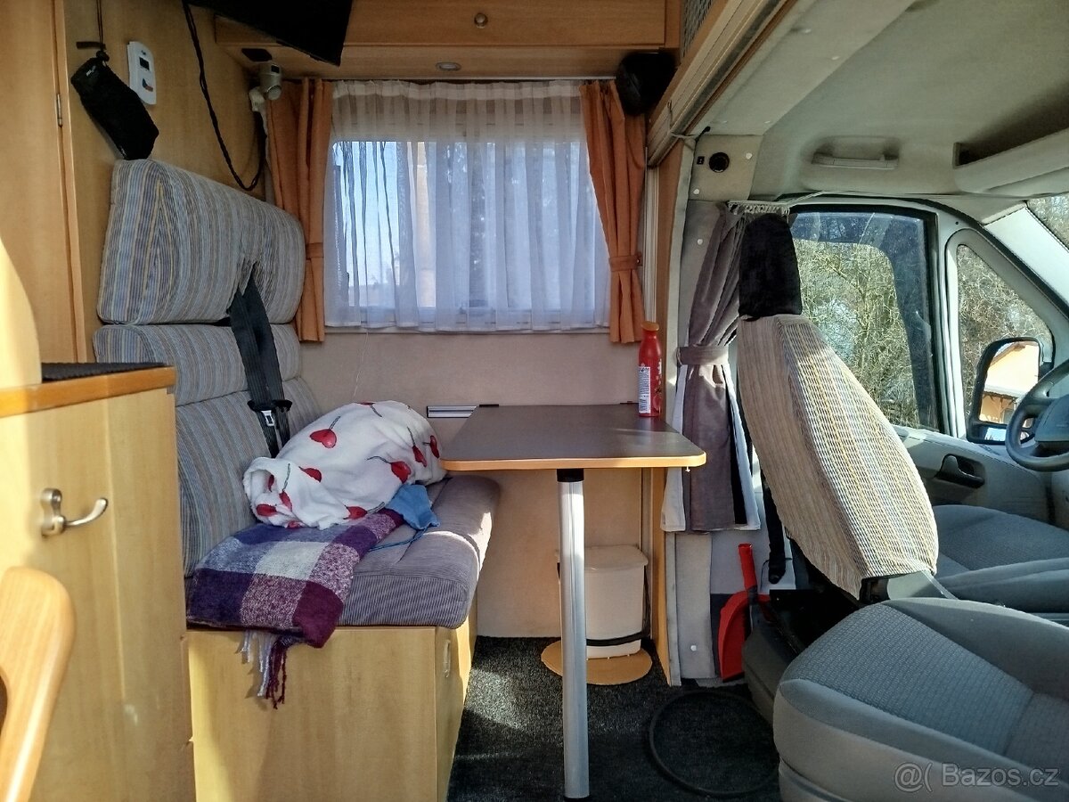 Obytný Automobil - 16