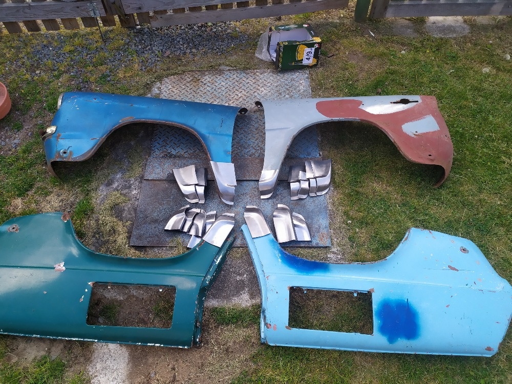 škoda 1000 MB MBX 110 R 105 L 100 L TATRA zrcátko - 16