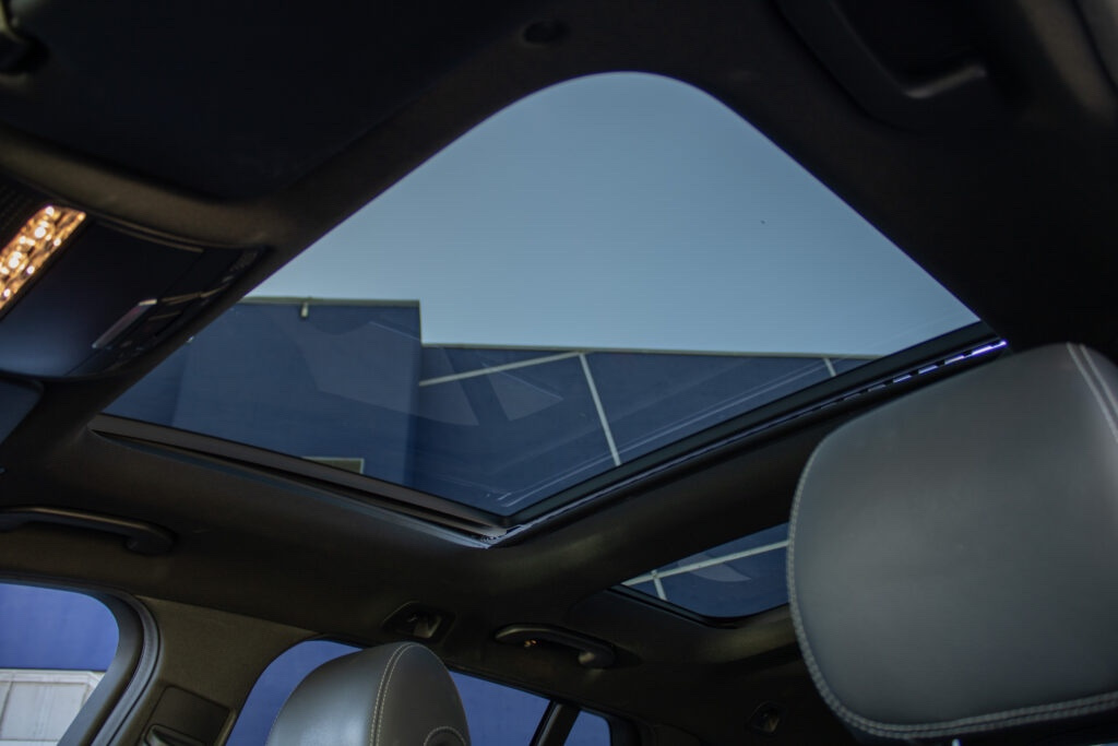 Mercedes-Benz C300d 4MATIC W205 Airmatic, Webasto, Burmester - 16