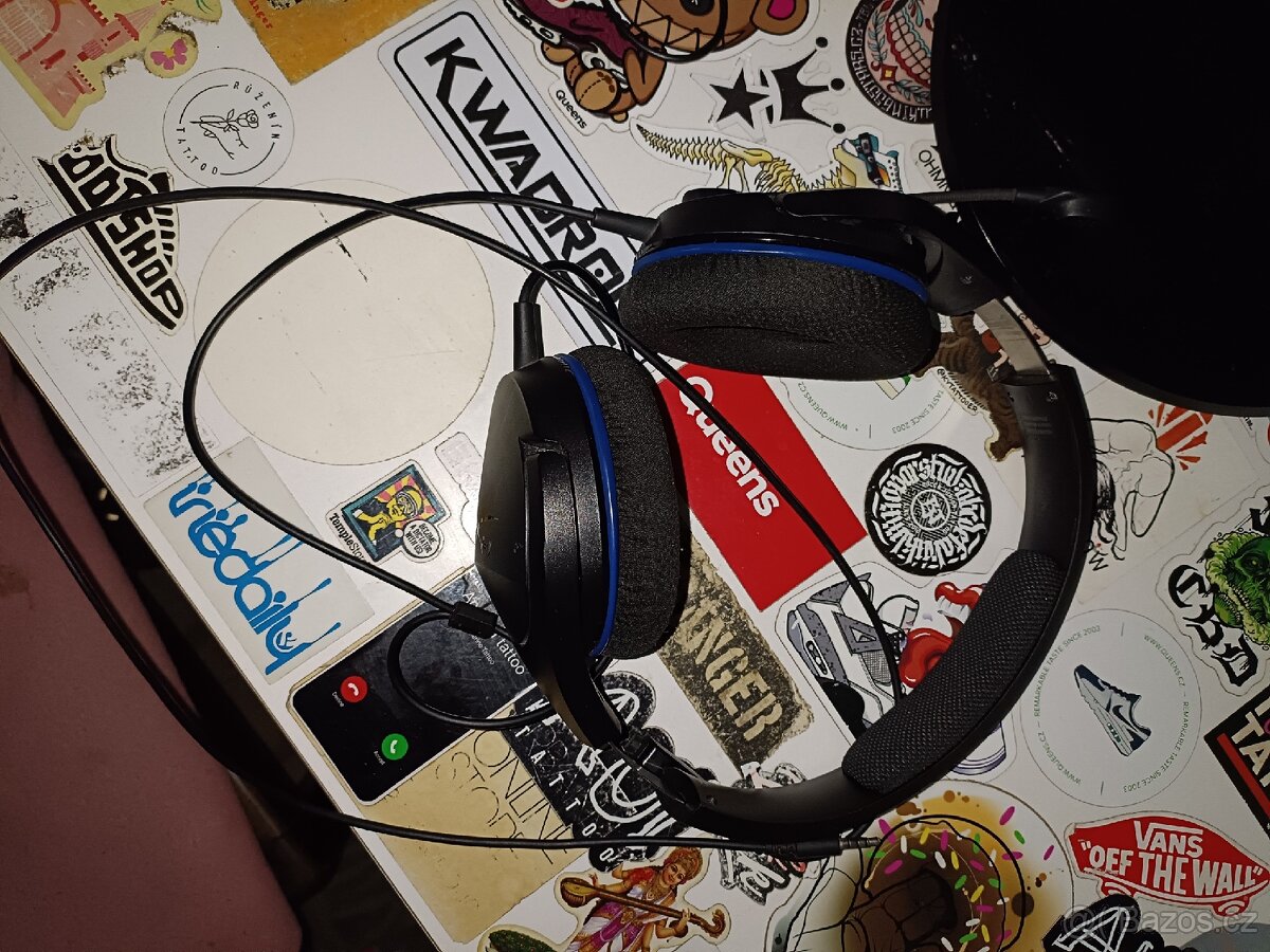 Prodám kompletní herní sestavu PlayStation 5 s mechanikou - 16