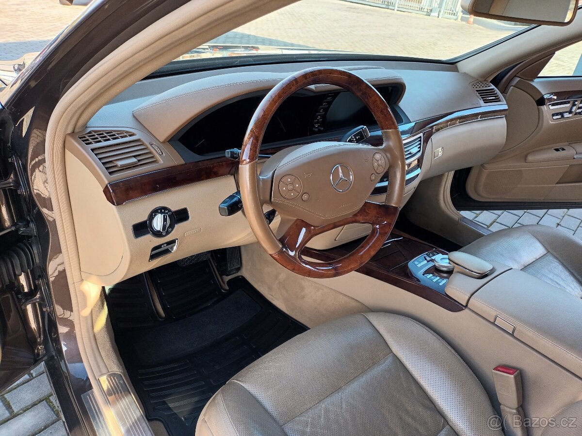 Mercedes-Benz Třídy S 3,0 350CDI,4MAT,ČR,1MAJ,KOLA - 16