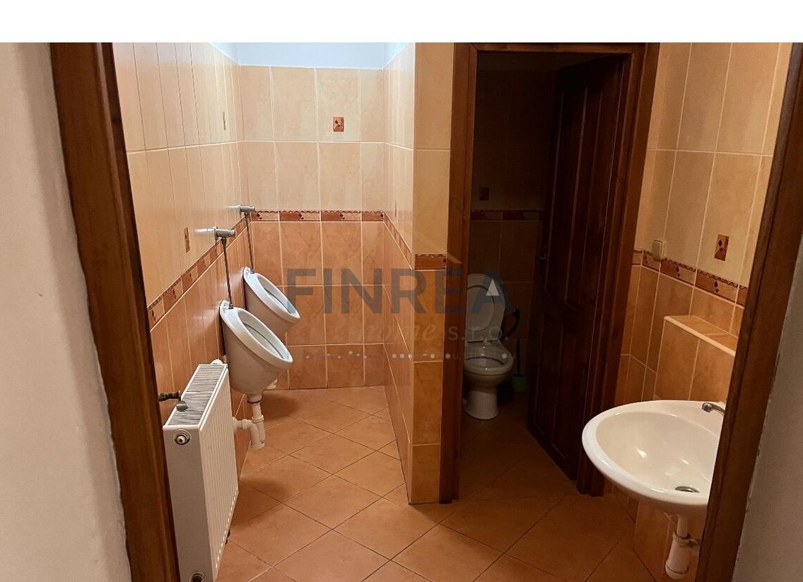 Prodej rodinného domu 5+1 s hospodou, Český Jiřetín, okr. Mo - 16