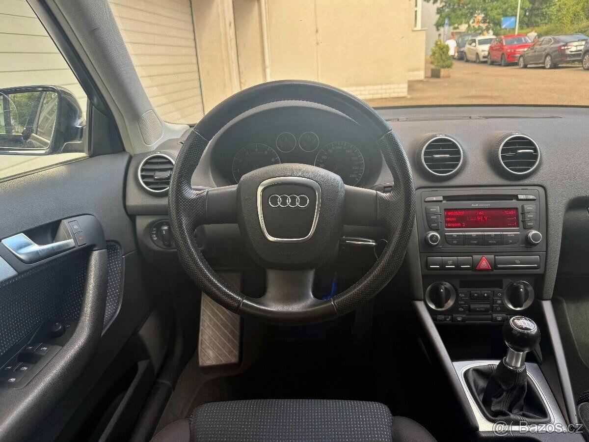 Audi A3 1.8T 118kW 2008 6-RYCHL, 143TKM, NOVÁ STK, L/Z KOLA - 16