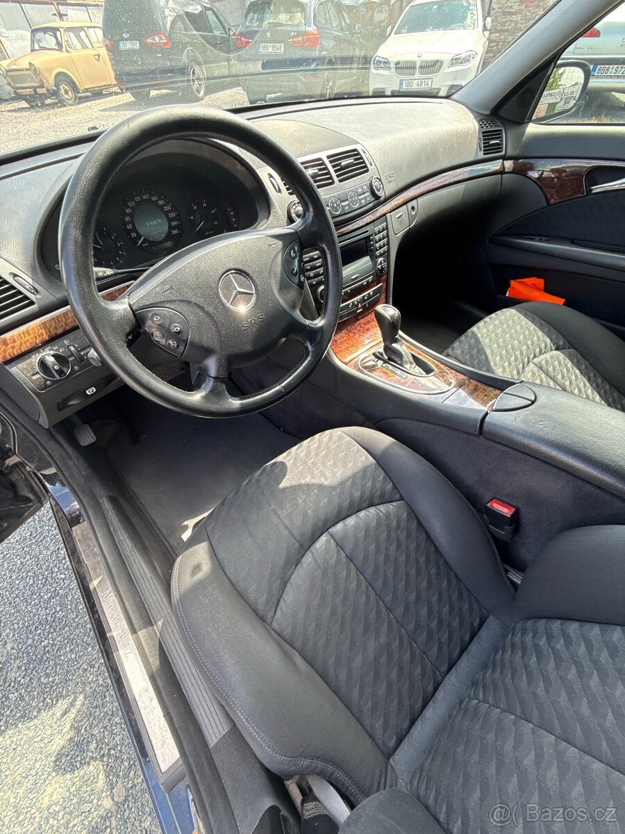 Mercedes-Benz E 220 CDI 110kW - 16