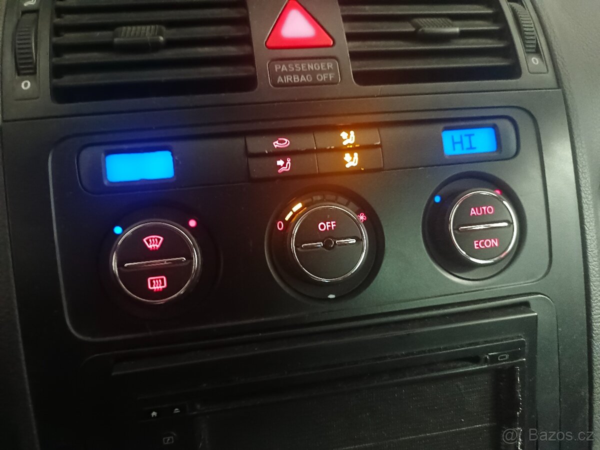 VW Touran 2.0 TDI 100 kW - 16