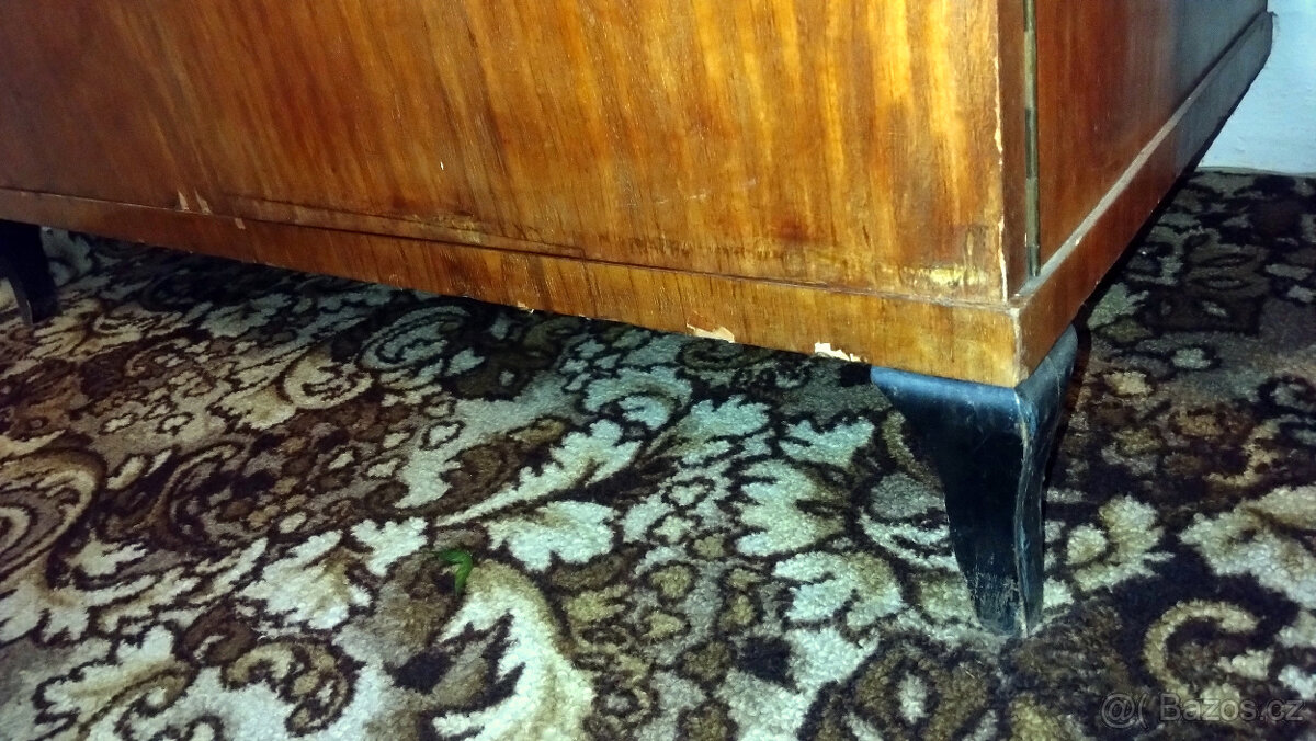 Starožitný nábytek rok cca 1920 - masiv - 16