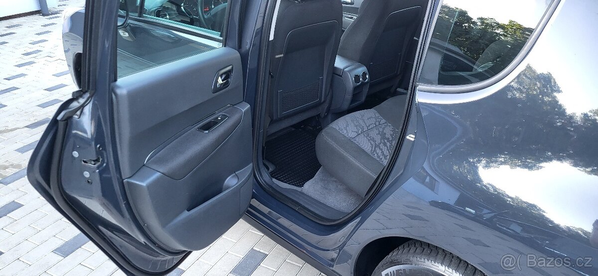 Peugeot 3008 1,6i - 88kw. EURO 5 - PĚKNÝ STAV / 89 000km - 16