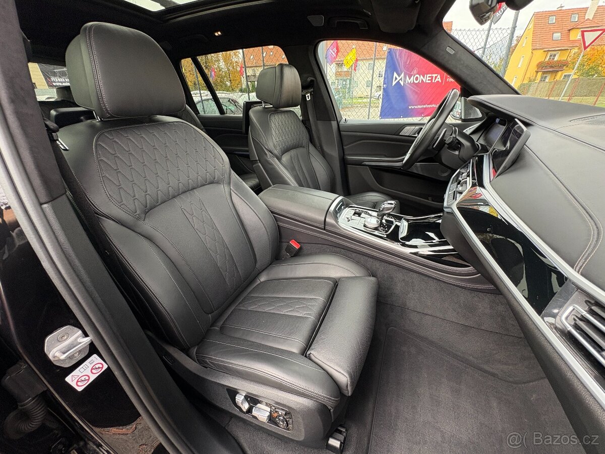 BMW X7 3.0 M50d DPH, 7MÍST, MAX VÝBAVA - 16