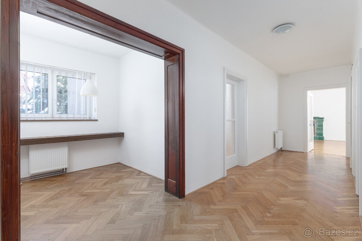 Pronájem bytu 3+1 150 m2 - 16