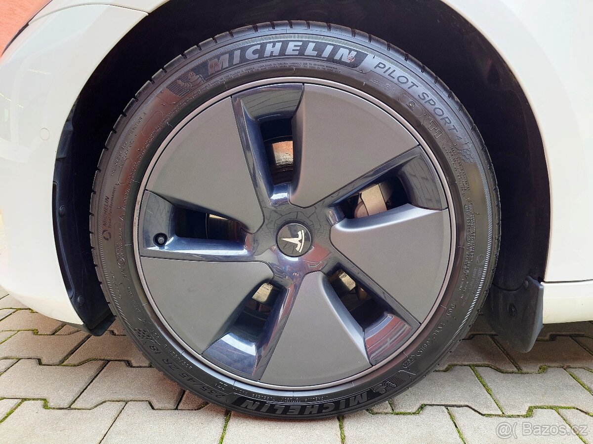 Tesla Model 3 2021 Standard Plus 239 kW - 16