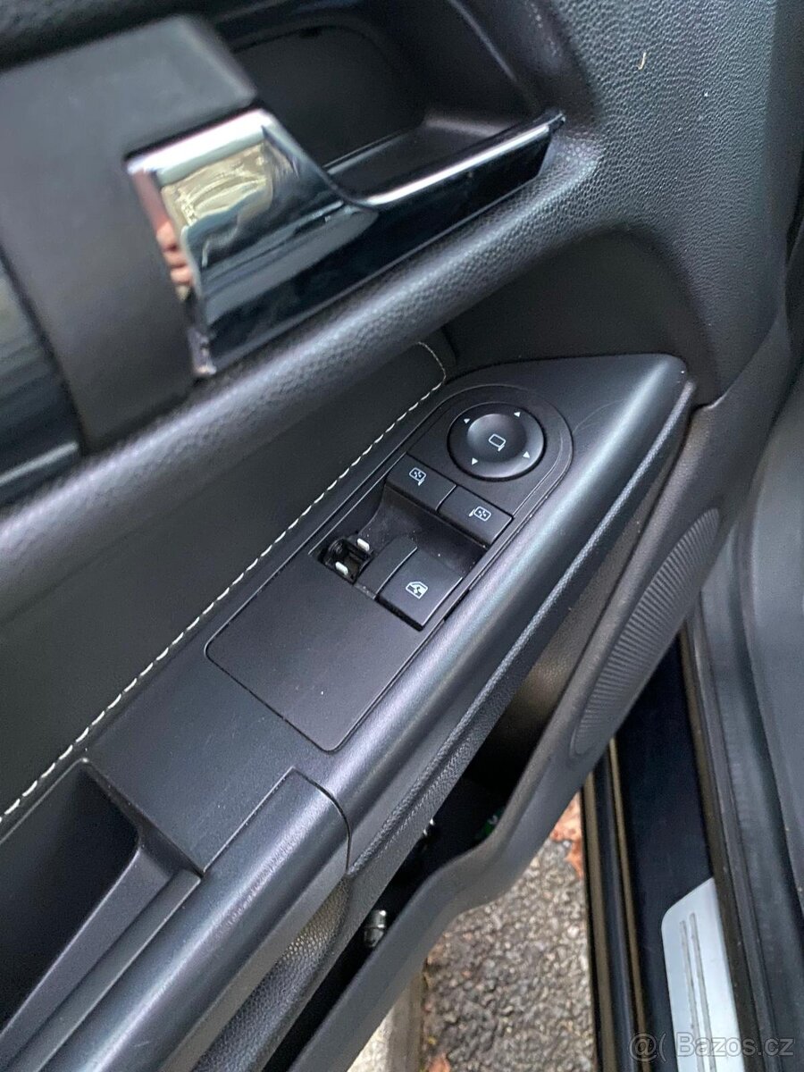 Opel Astra H GTC 1.7 CDTI (74 kW) - 16