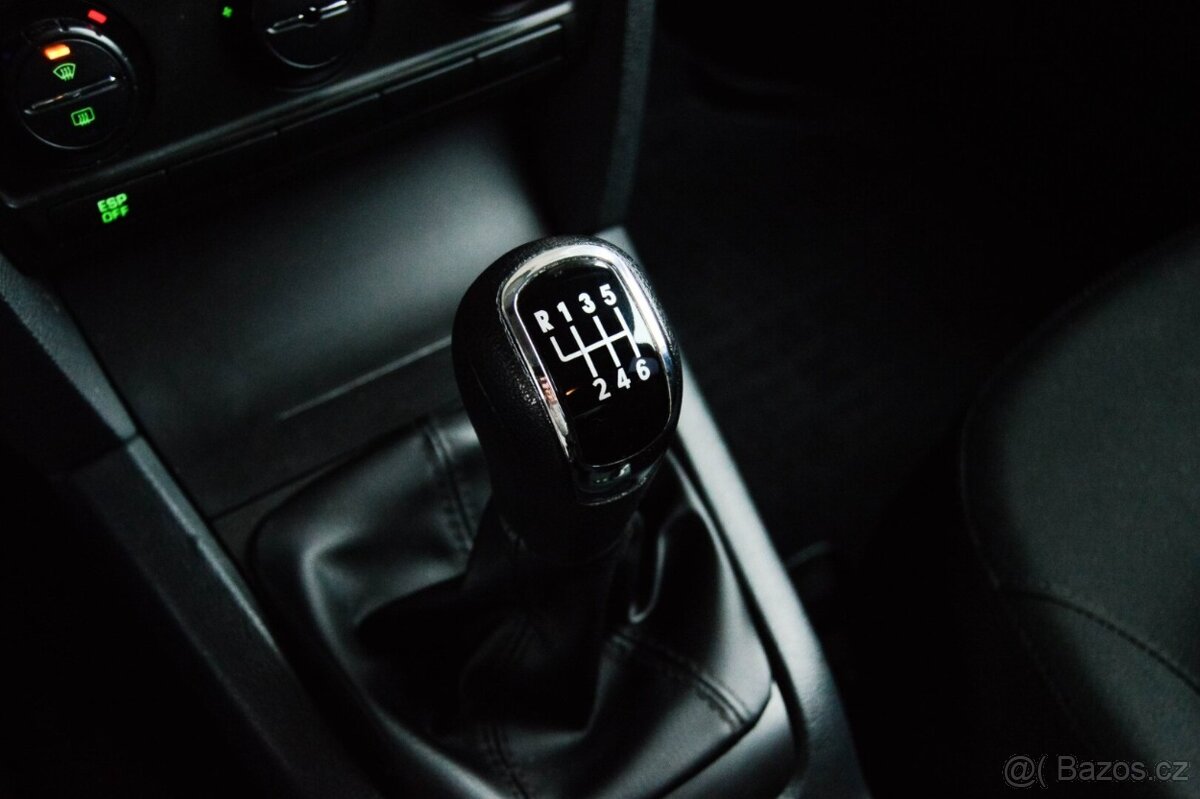 Škoda Octavia Combi 2.0 TDI Ambiente - 16