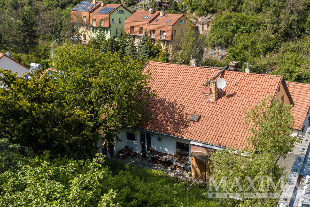 Dům 6 a více o ploše 240 m2 - Praha, Lysolaje - 16