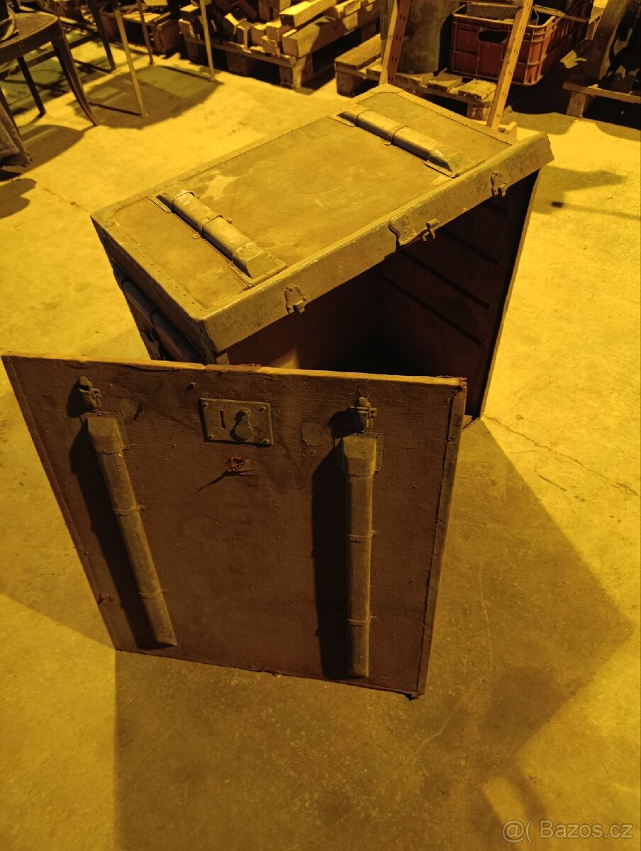 Historický lodní kufr - 16