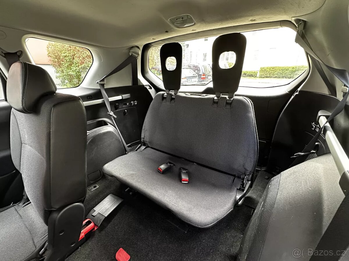 Peugeot 4007 2.2 HDi 4x4 SUV 7 míst Kůže Navi Tažné 2 tuny - 16