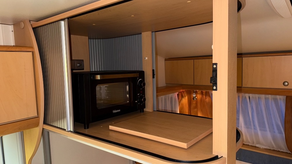 DELTA SUMMERLINER 4400 FB-STAN Easy Air-BOJLER-TOP STAV - 16