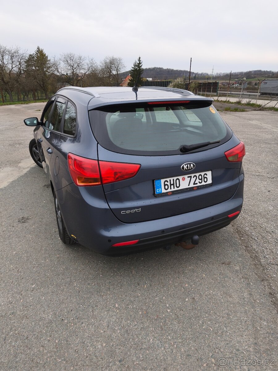 Kia ceed kombi 1.4 benzín+LPG - 16