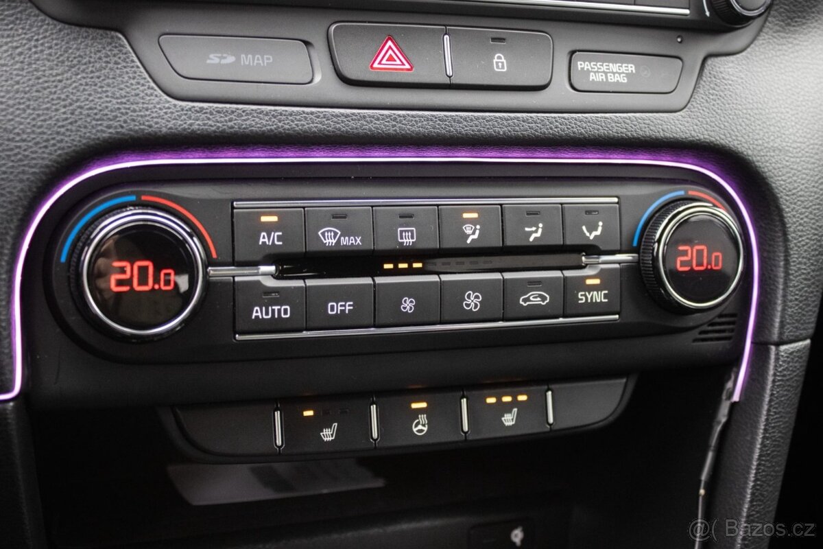 Kia Ceed SW 1.6 CRDi GT-Line A/T, 100kW (2020) - 16