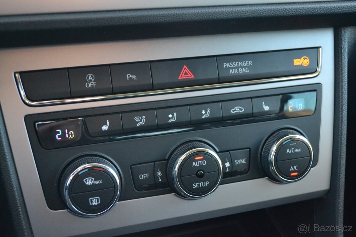 Seat Leon ST 2.0 TDI DSG LED ACC - 16