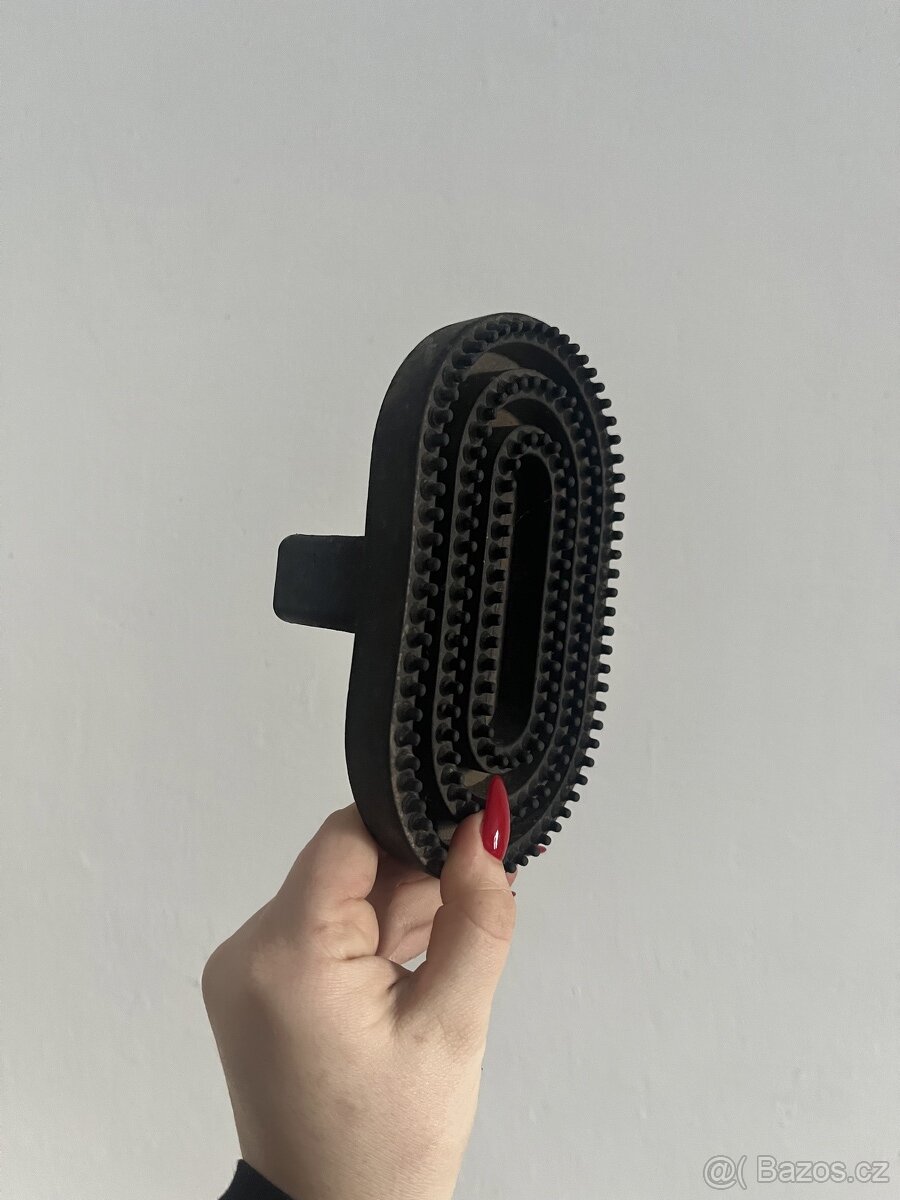 Věci pro koně - 16