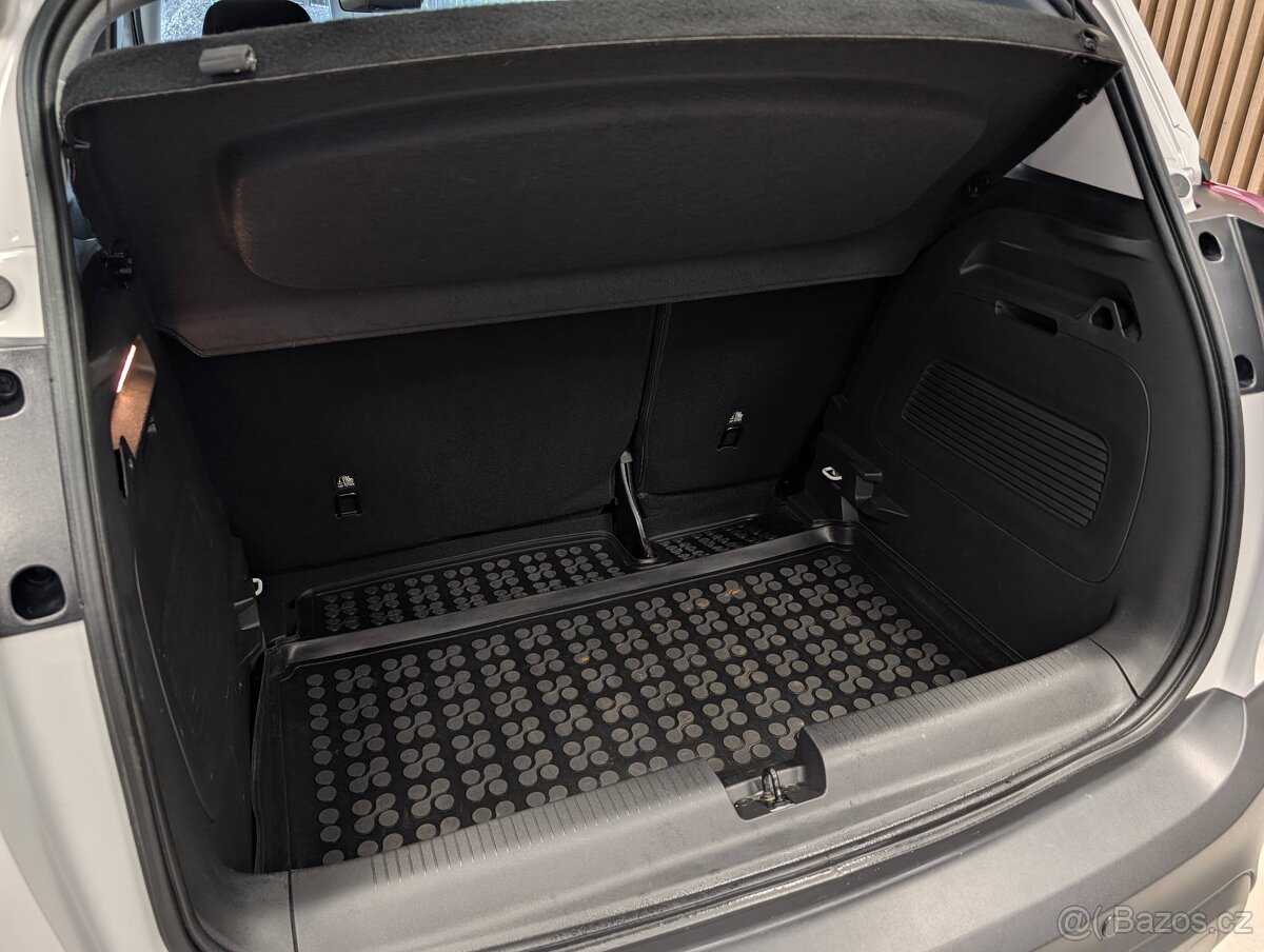 Opel Crossland X 1.2 - 16