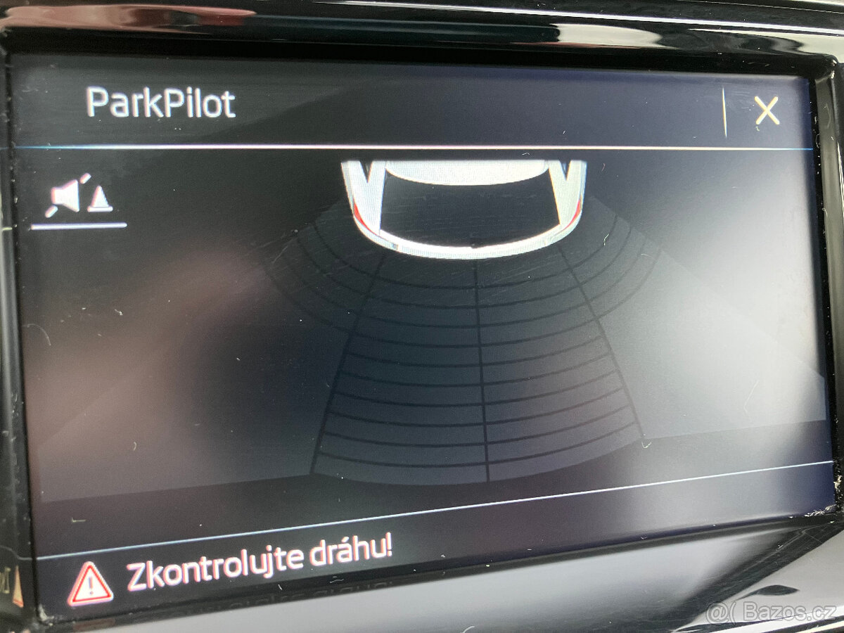 ŠKODA FABIA NAVI TAŽNÉ CARPLAY - 16