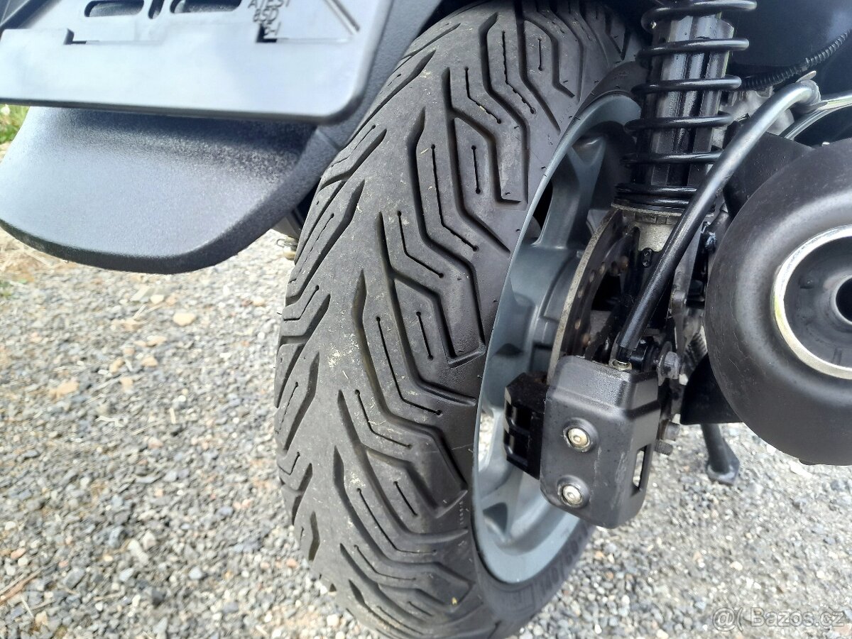 Piaggio MP3 300i ABS,ASR - 16