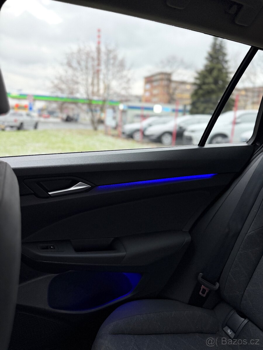 VW GOLF kombi 1.0 eTSI 81kw—DSG—2021–Full LED—ACC— - 16