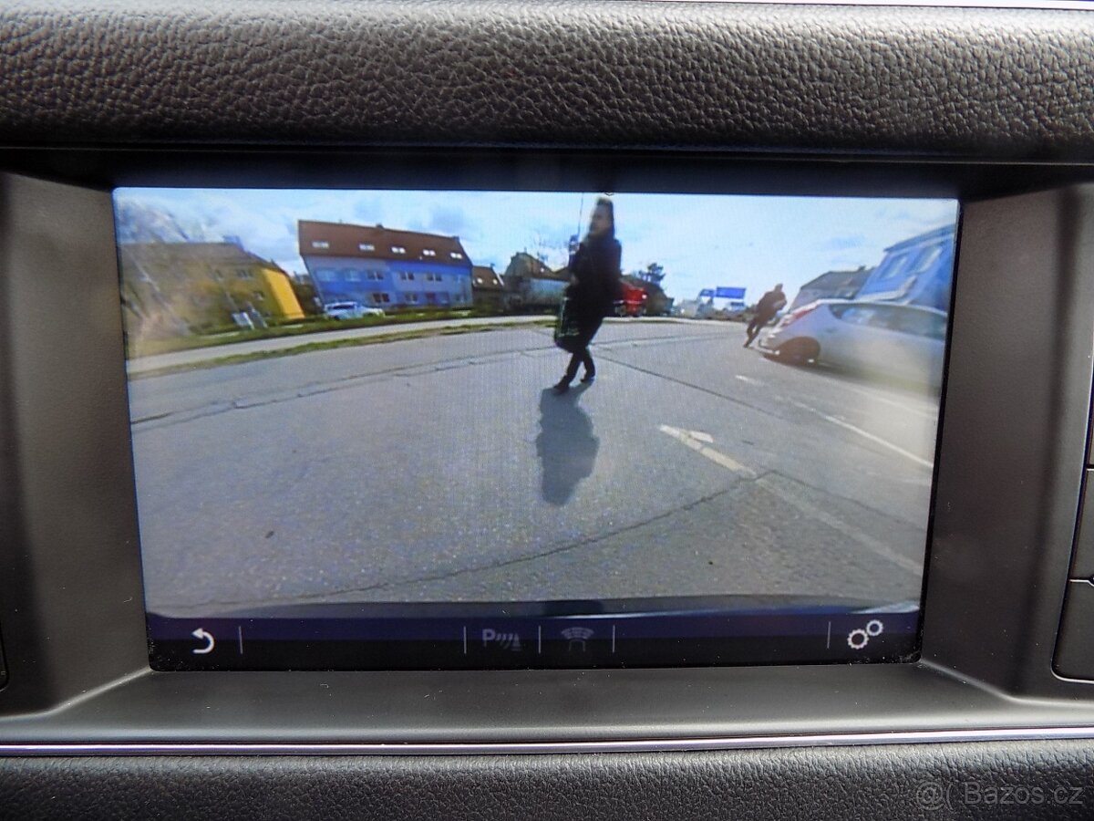 Jaguar XF 2.0D 132 KW KŮŽE TAŽNÉ - 16