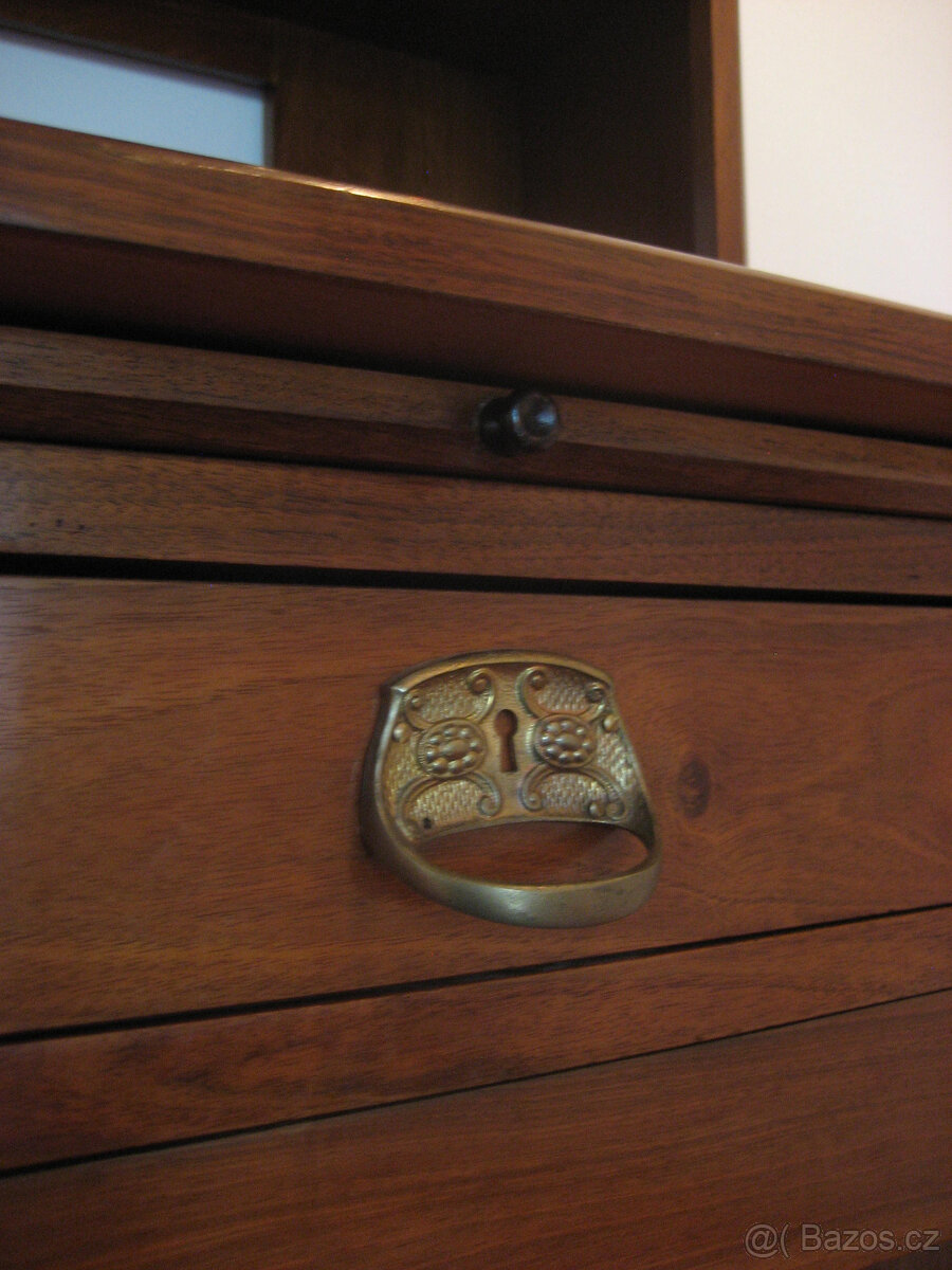 Secesní buffe, možné rozdělit jako komodu - 16