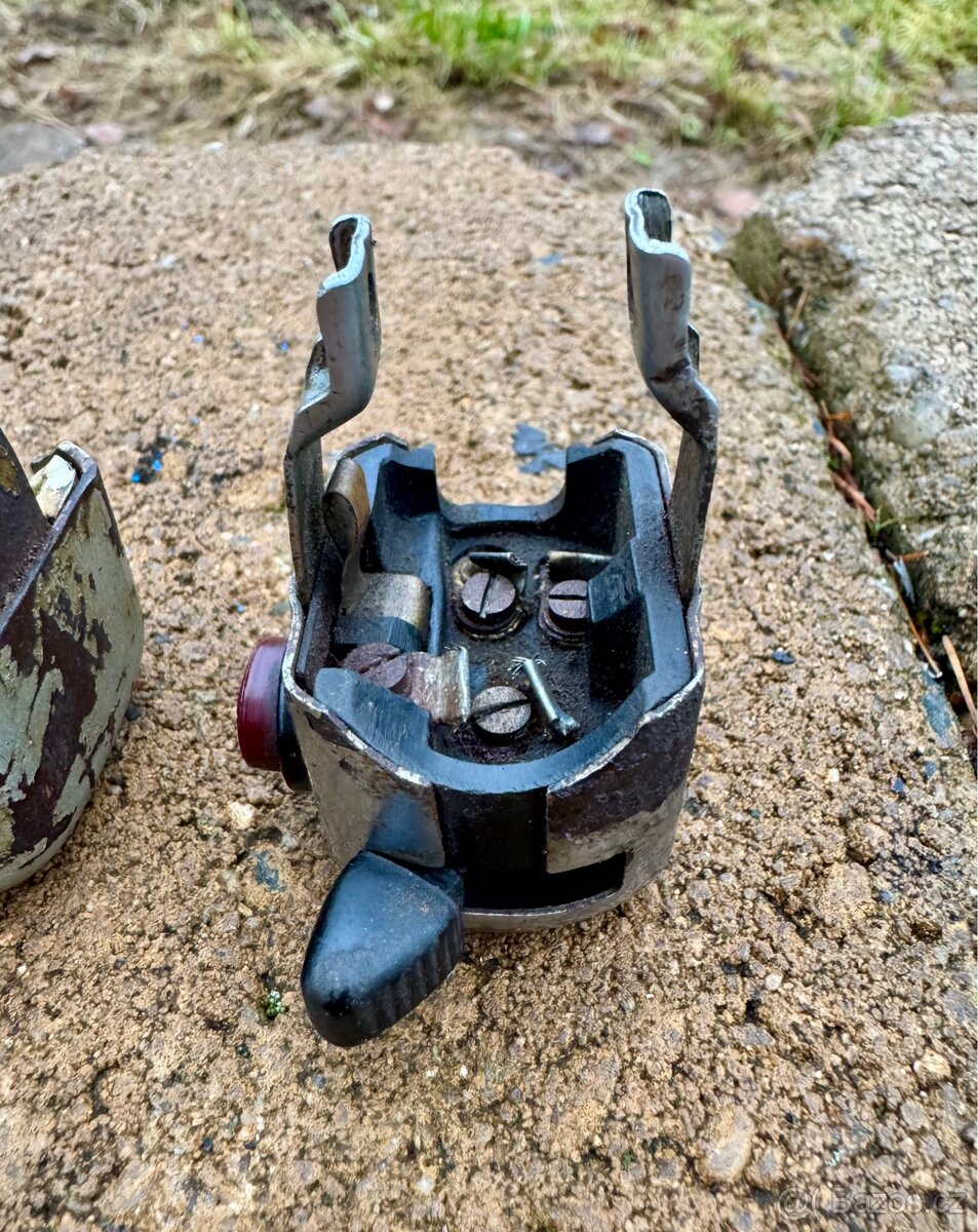 Manet M90 - přepínače - 16