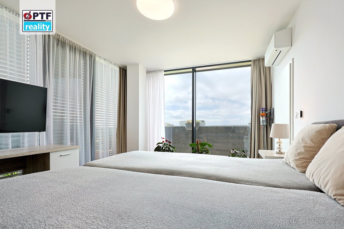 Luxusní Penthouse 2+kk s terasou, úložnou místností – Plzeň - 16
