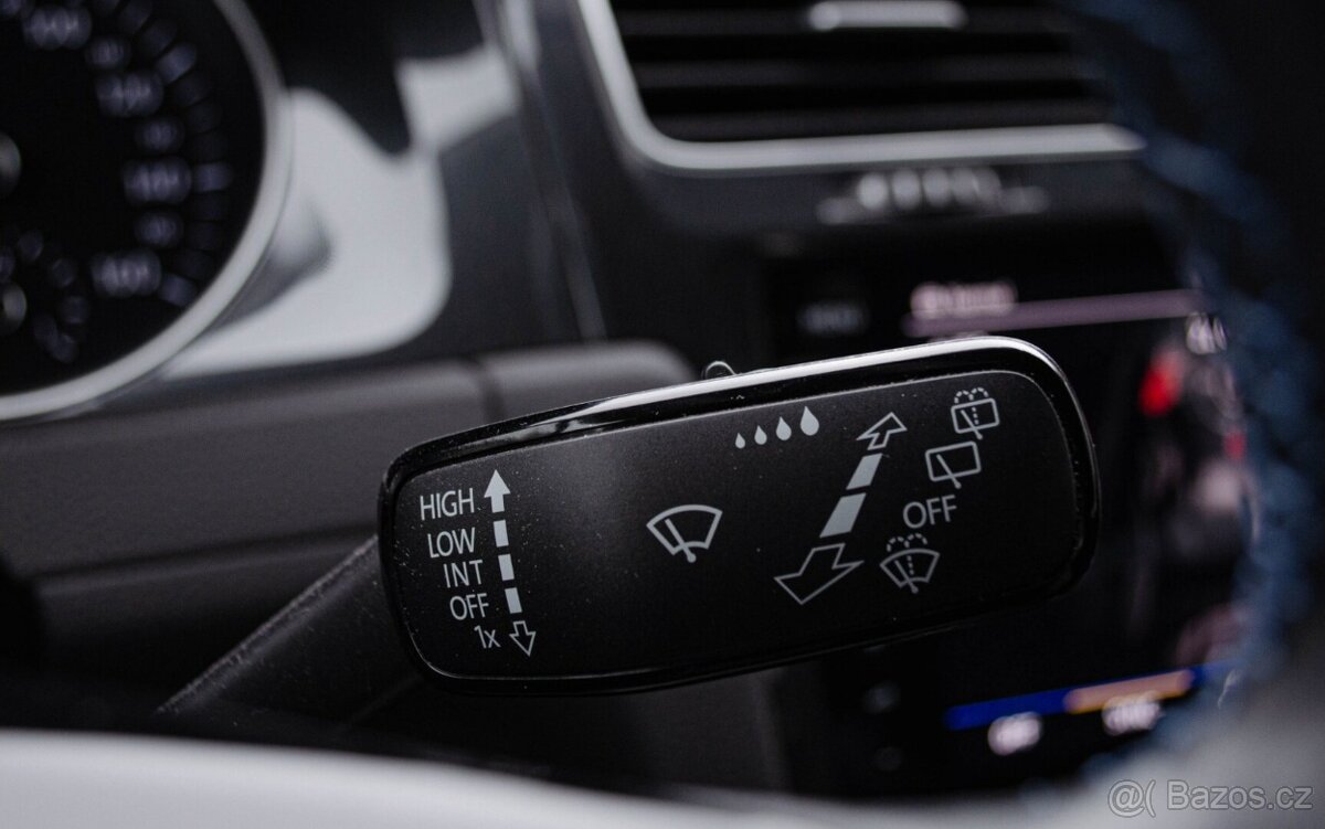 Volkswagen Golf e - 16