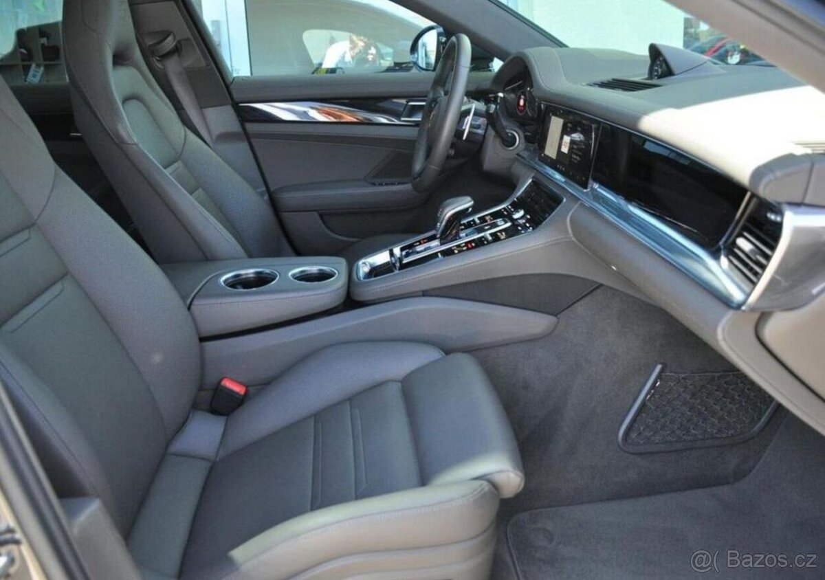 Porsche Panamera E-HYBRID 4S BOSE PANO K360°HUD - 16