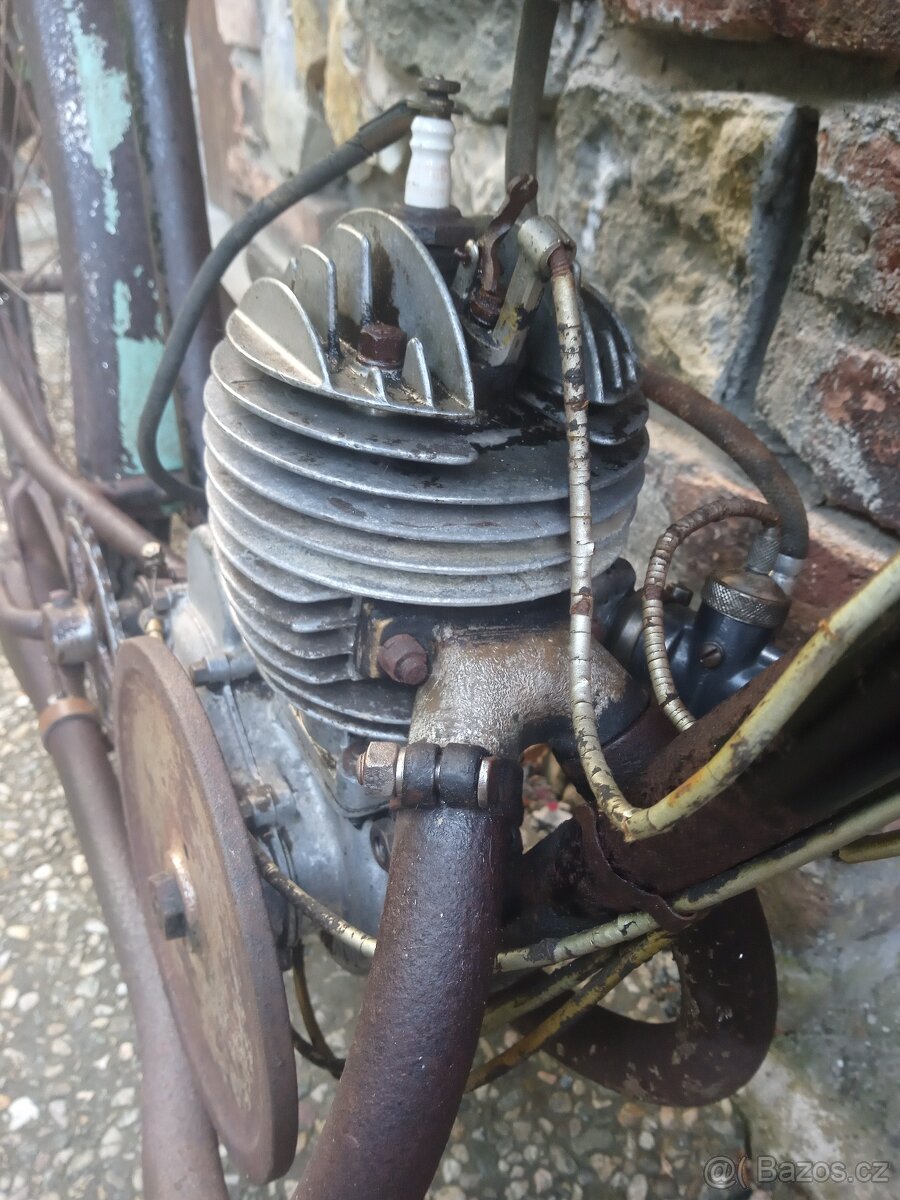 Předválečné francouzské motokolo s doklady - 16