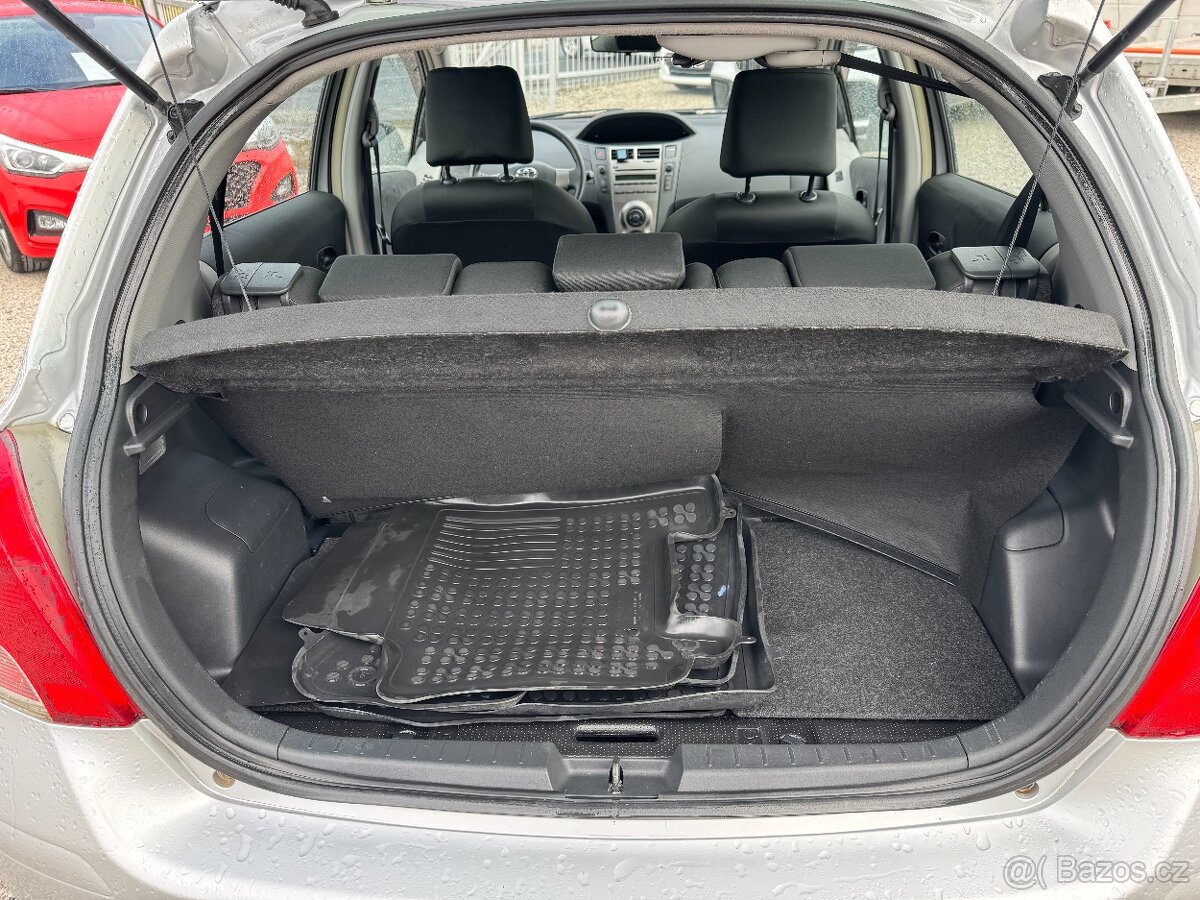 Toyota Yaris 1.3i 74kw, 116 000km - 16