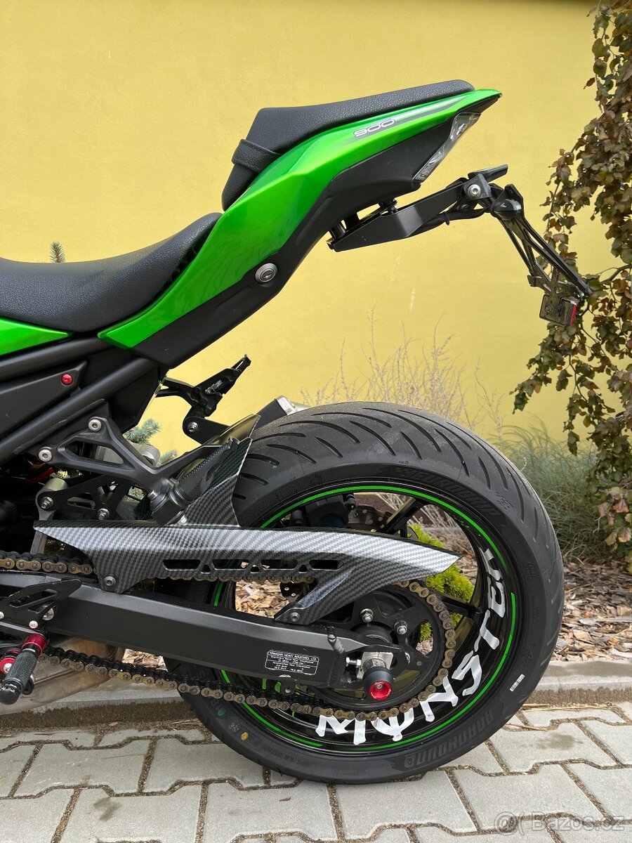 Kawasaki Z 900 - 16