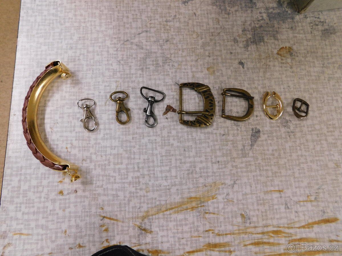 Opaskové přezky - 16