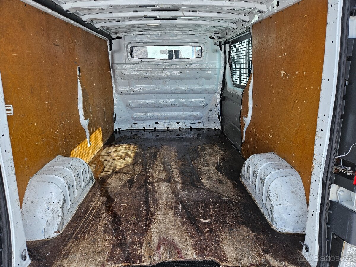 OPEL VIVARO 2.0 CDTI 84KW LONG 2012 DPH - 16