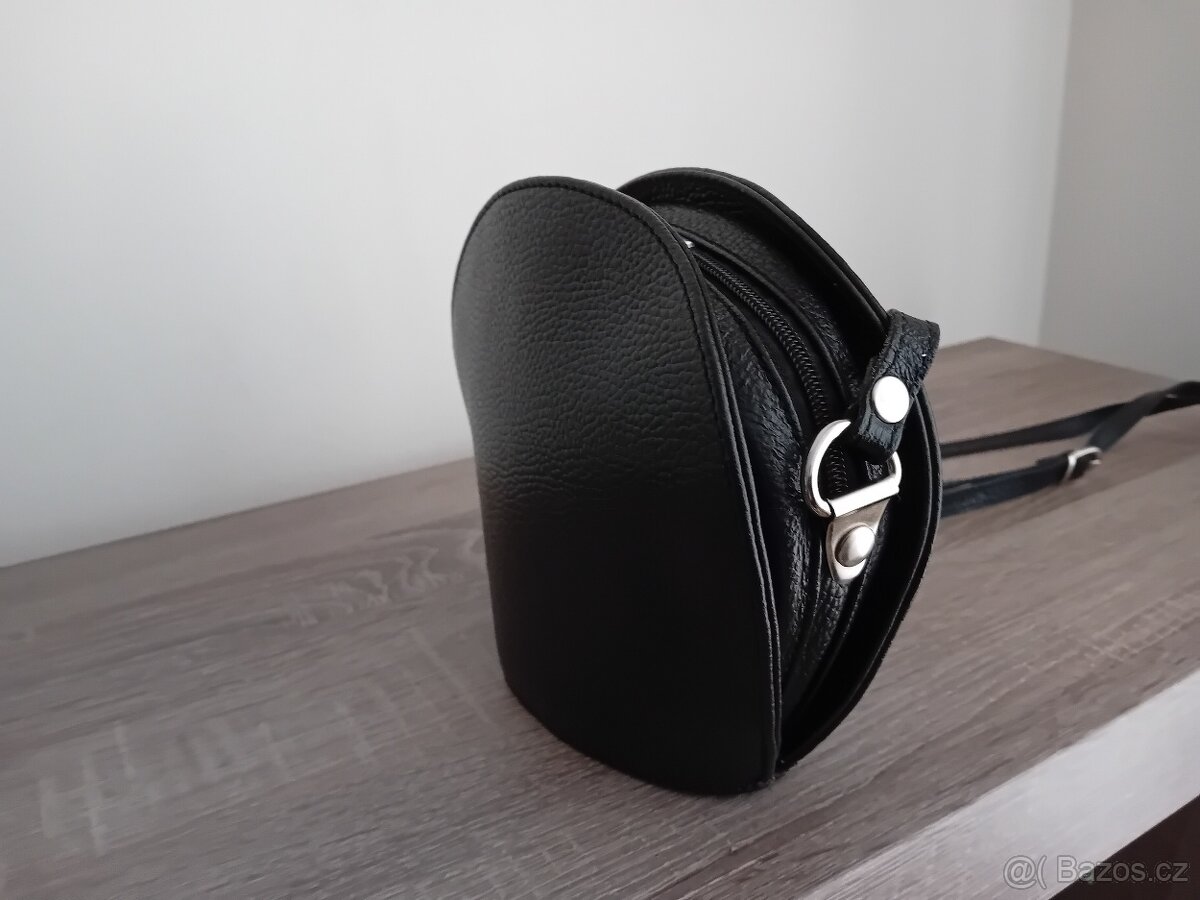 Genuine Leather dámská malá kabelka kožená - 16