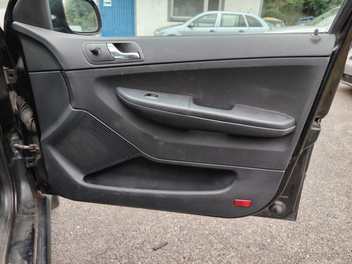 prodám veškeré ND ze Škody Fabie 1 kombi 1.4 16V 74kw - 16