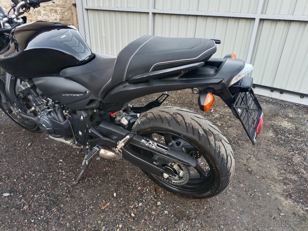 Honda Hornet 600 rv. 2010 Cz doklady v ceně - 16