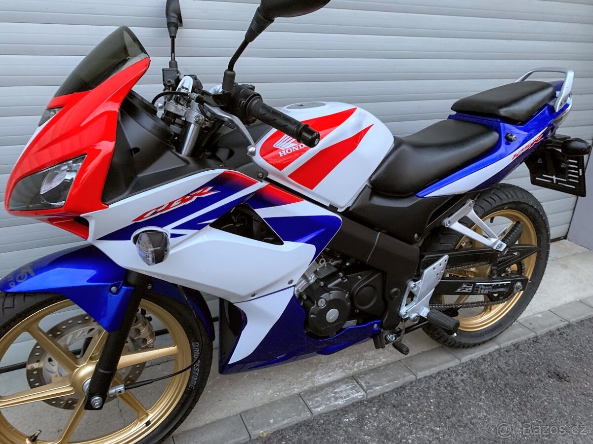 Honda CBR 125R vstřikování - 16