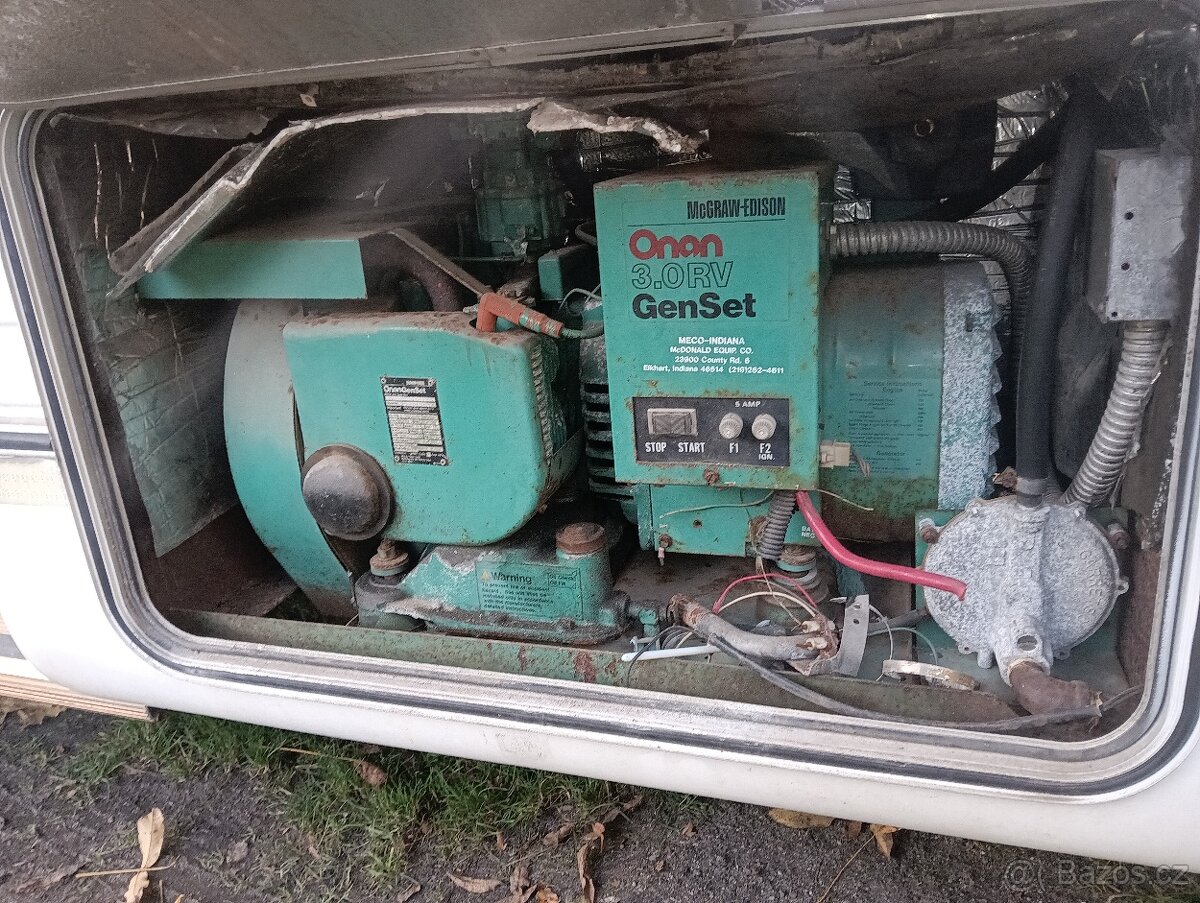 Karavan Chevy G30 6,2 diesel, měchy - 16