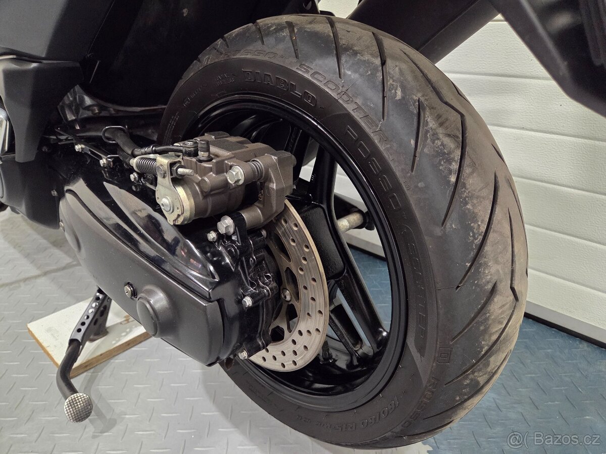 Yamaha T-Max 500 - 16